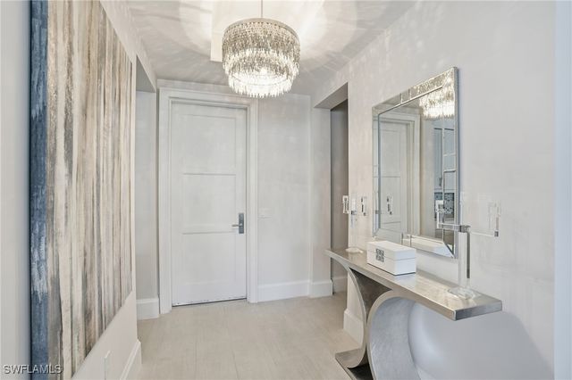 1030 3rd AVE S 417, Naples, FL 34102