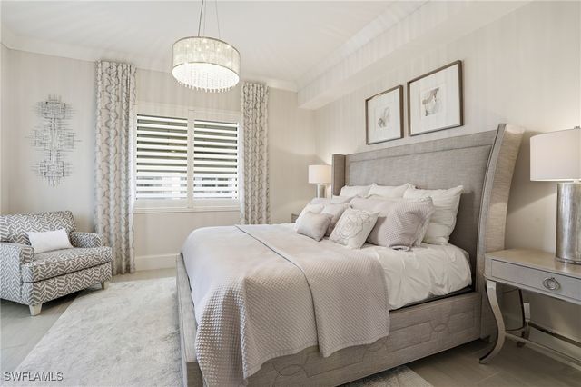 1030 3rd AVE S 417, Naples, FL 34102