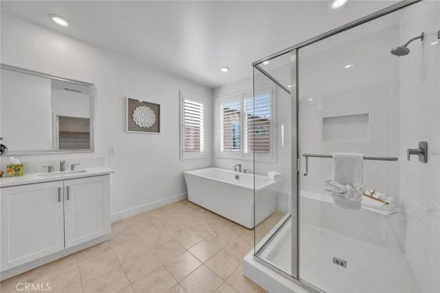 293 Lynx, Irvine, CA 92618