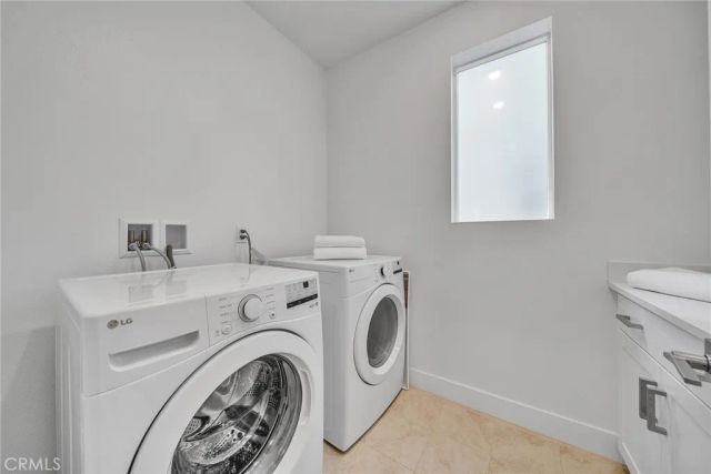 293 Lynx, Irvine, CA 92618