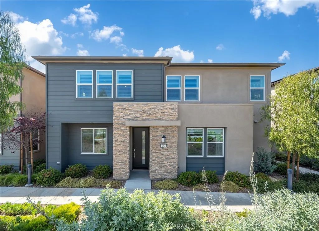 293 Lynx, Irvine, CA 92618