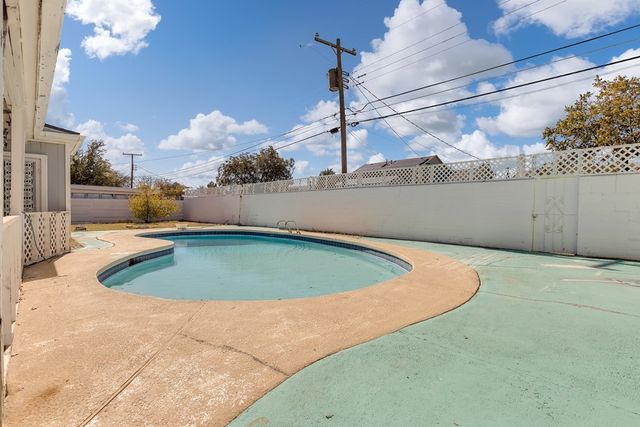 3103 Redbud Ave, Odessa, TX 79762