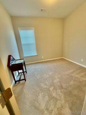 9338 Crescent Lodge Circle, Pike Road, AL 36064