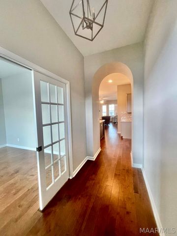 9338 Crescent Lodge Circle, Pike Road, AL 36064