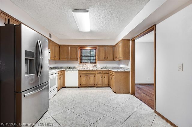 3132 Glen Flora, Fort Smith, AR 72908