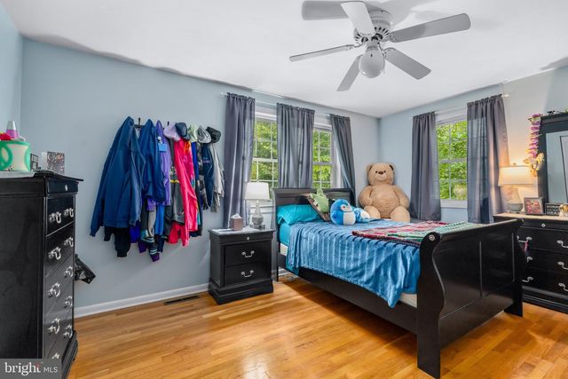 4 TIMBERLINE DR, Newark, DE 19711