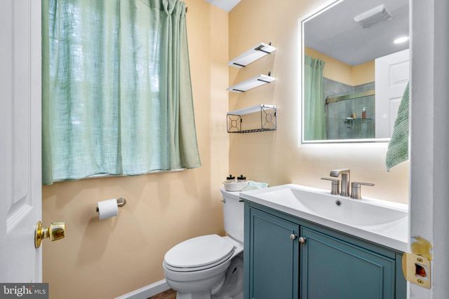4 TIMBERLINE DR, Newark, DE 19711
