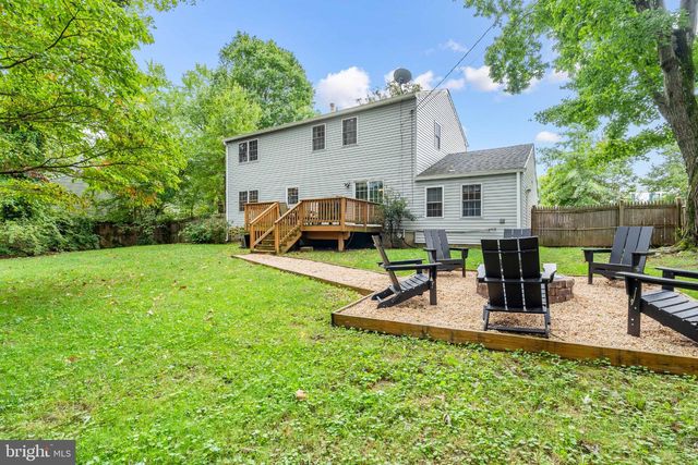 4 TIMBERLINE DR, Newark, DE 19711
