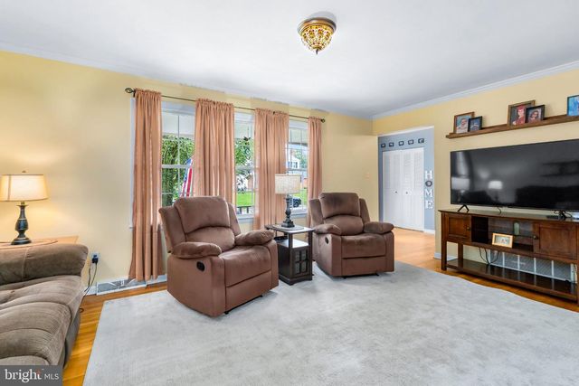 4 TIMBERLINE DR, Newark, DE 19711