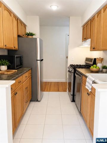 605 Grove Street H001, Clifton, NJ 07013