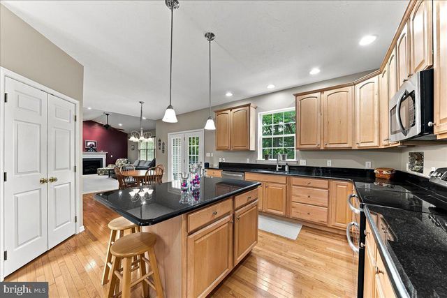 125 FIELDSTONE CT, York, PA 17402