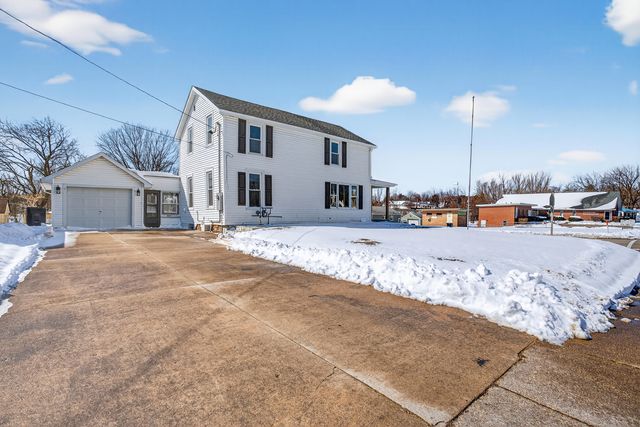 2929 N. 3rd Street, Clinton, IA 52732
