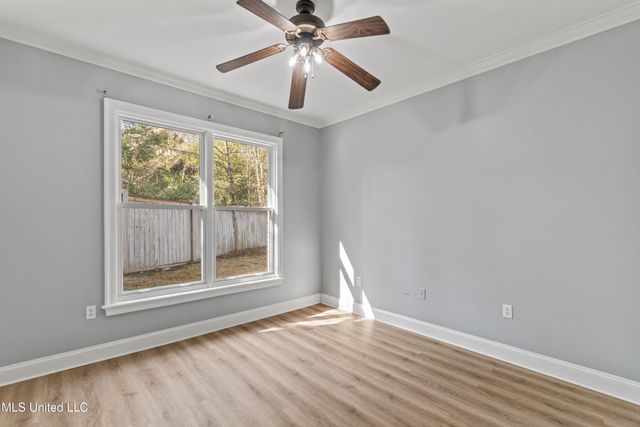 49 Canebrake Boulevard, Hattiesburg, MS 39402