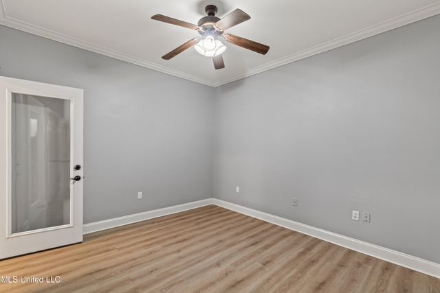 49 Canebrake Boulevard, Hattiesburg, MS 39402