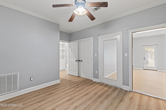 49 Canebrake Boulevard, Hattiesburg, MS 39402