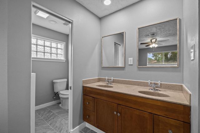 8122 Swan Meadow Lane, Humble, TX 77338
