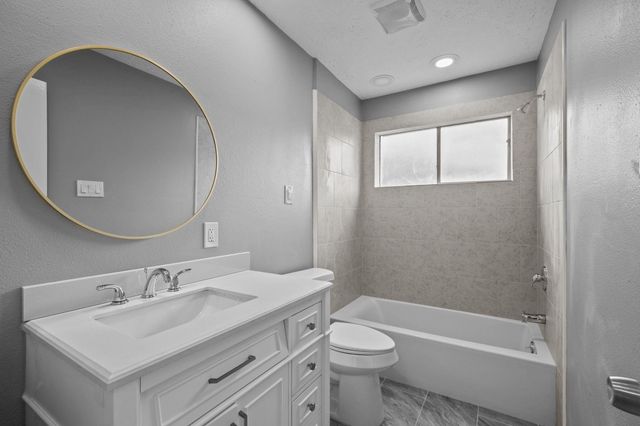 8122 Swan Meadow Lane, Humble, TX 77338