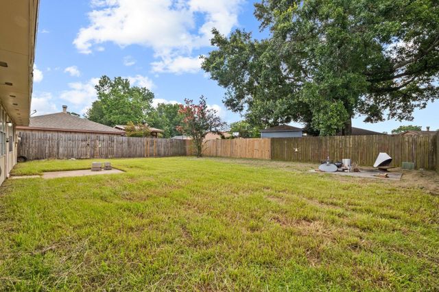 8122 Swan Meadow Lane, Humble, TX 77338