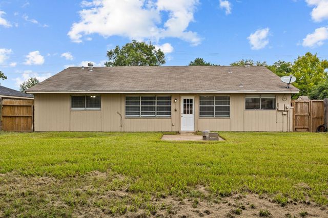 8122 Swan Meadow Lane, Humble, TX 77338