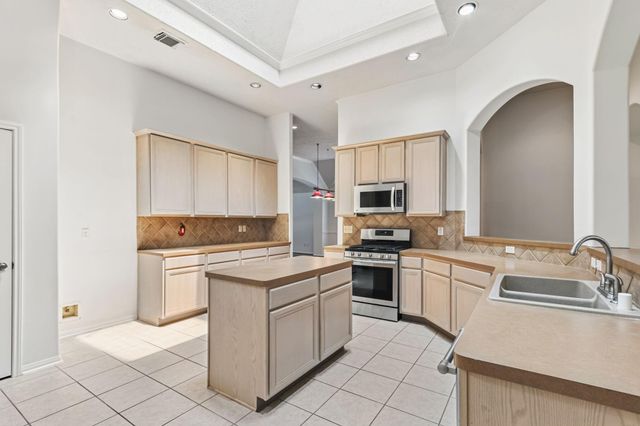 31235 Windcrest Park Lane, Spring, TX 77386