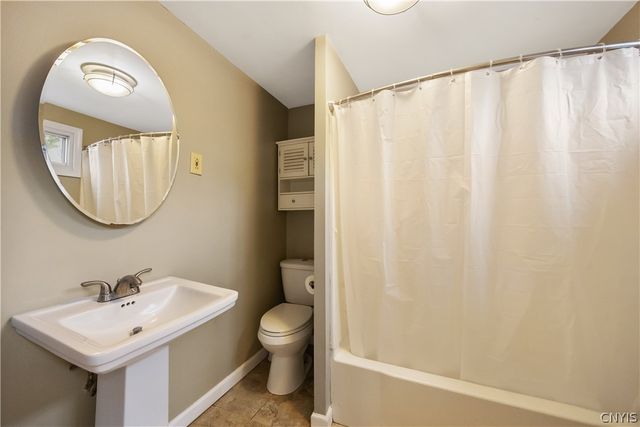 135 Ashdale Avenue, Syracuse, NY 13206
