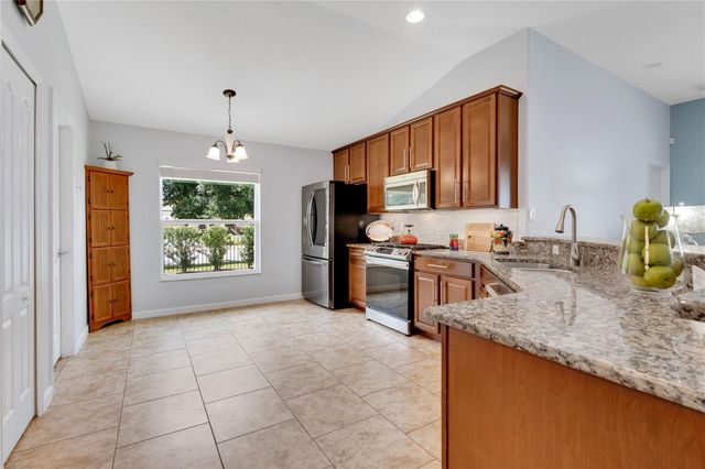 476 SAUVIGNON WAY, Groveland, FL 34736