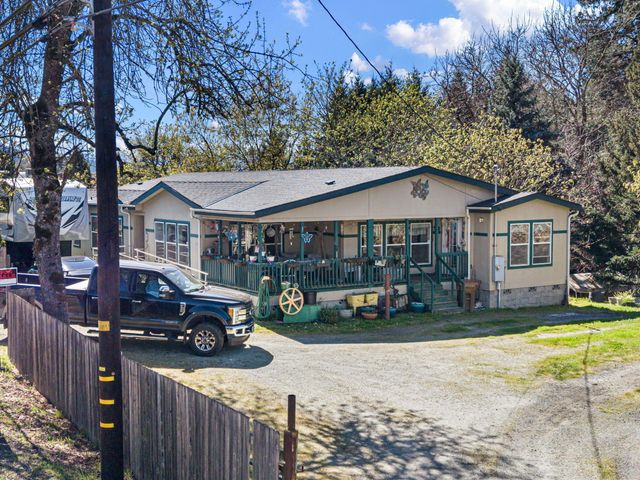 1313 N Old Pacific Highway, Myrtle Creek, OR 97457