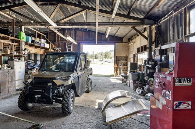 1313 N Old Pacific Highway, Myrtle Creek, OR 97457