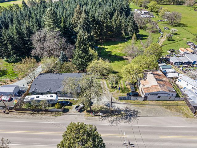 1313 N Old Pacific Highway, Myrtle Creek, OR 97457
