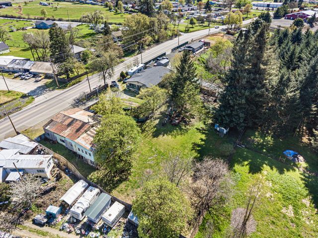 1313 N Old Pacific Highway, Myrtle Creek, OR 97457