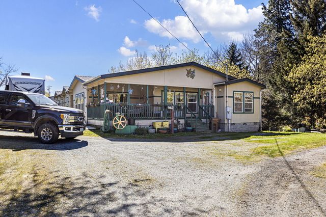 1313 N Old Pacific Highway, Myrtle Creek, OR 97457