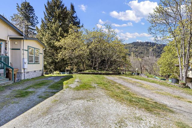 1313 N Old Pacific Highway, Myrtle Creek, OR 97457