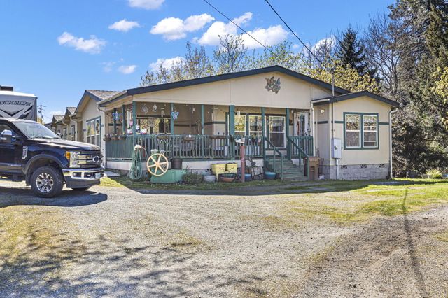 1313 N Old Pacific Highway, Myrtle Creek, OR 97457