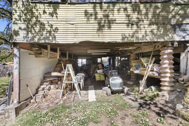 1313 N Old Pacific Highway, Myrtle Creek, OR 97457