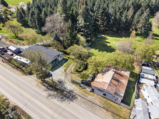 1313 N Old Pacific Highway, Myrtle Creek, OR 97457