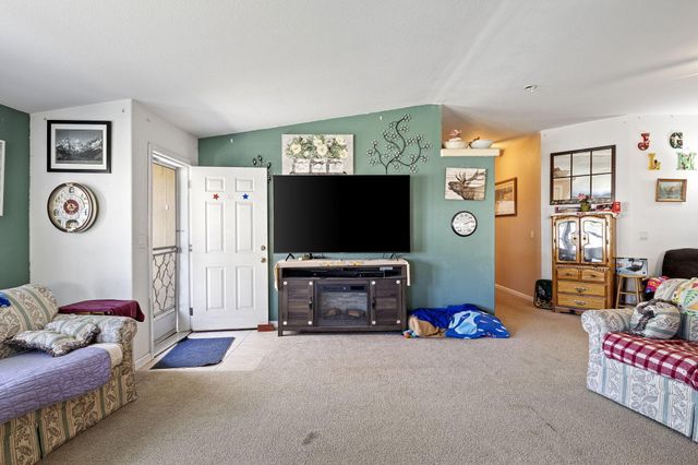 1313 N Old Pacific Highway, Myrtle Creek, OR 97457