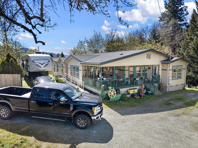 1313 N Old Pacific Highway, Myrtle Creek, OR 97457