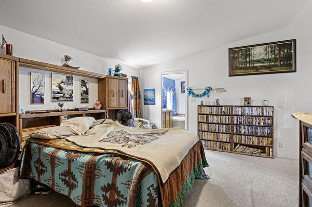 1313 N Old Pacific Highway, Myrtle Creek, OR 97457