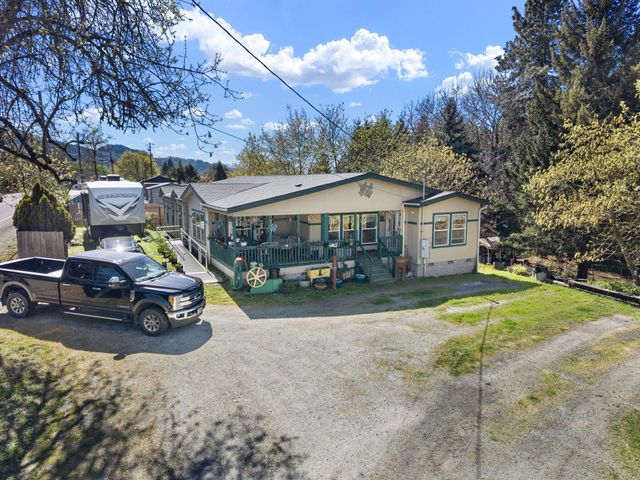 1313 N Old Pacific Highway, Myrtle Creek, OR 97457