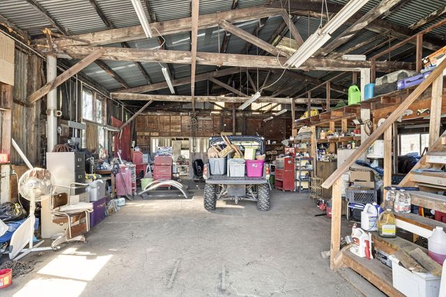 1313 N Old Pacific Highway, Myrtle Creek, OR 97457