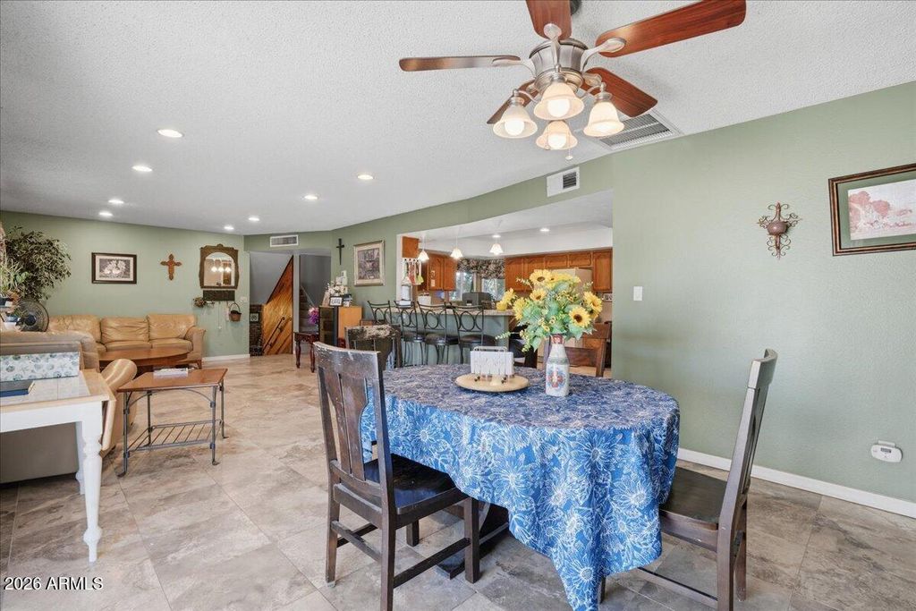 Image 13 of property listing at 3922 S POPLAR Street, Tempe, AZ 85282