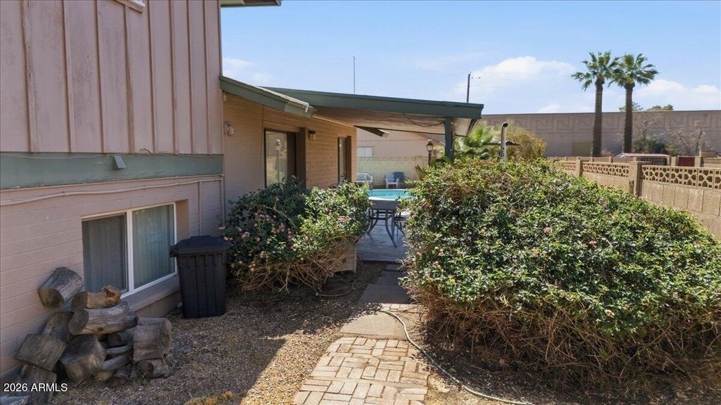 Image 41 of property listing at 3922 S POPLAR Street, Tempe, AZ 85282