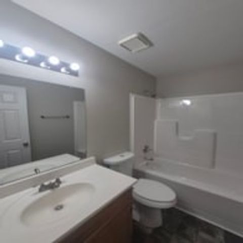 313 Atlantic Ave, Oak Grove, KY 42262