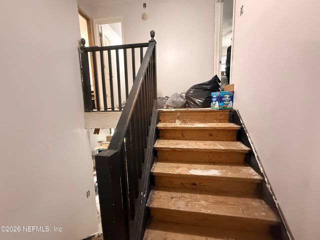 8073 FLOYD Street, Jacksonville, FL 32208