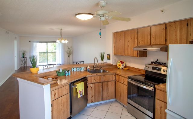 2112 S Cypress Bend Drive, Pompano Beach, FL 33069