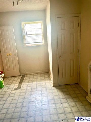 828 Jones Cir, Hartsville, SC 29550