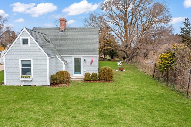 16 S Elihu, Montauk, NY 11954