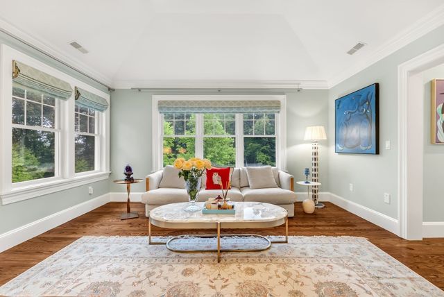 25 Holly Cir, Weston, MA 02493