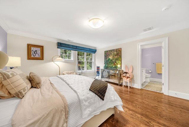 25 Holly Cir, Weston, MA 02493