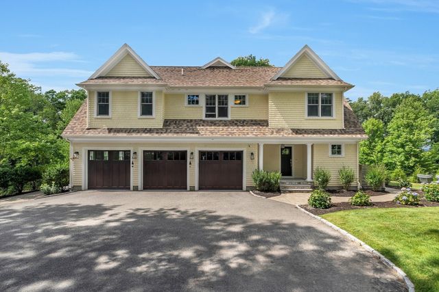 25 Holly Cir, Weston, MA 02493